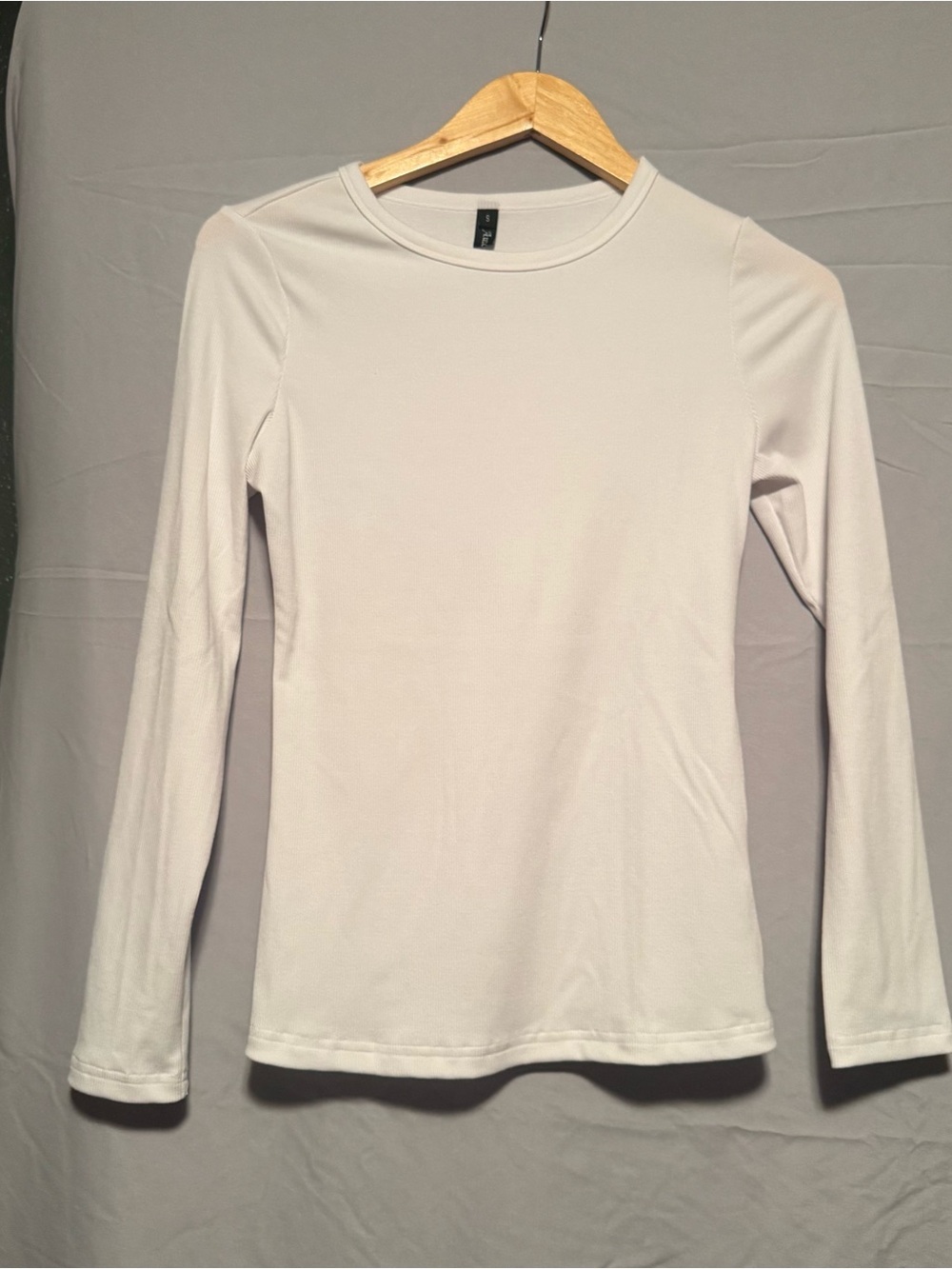 Classic Long-Sleeve Crewneck Top - White